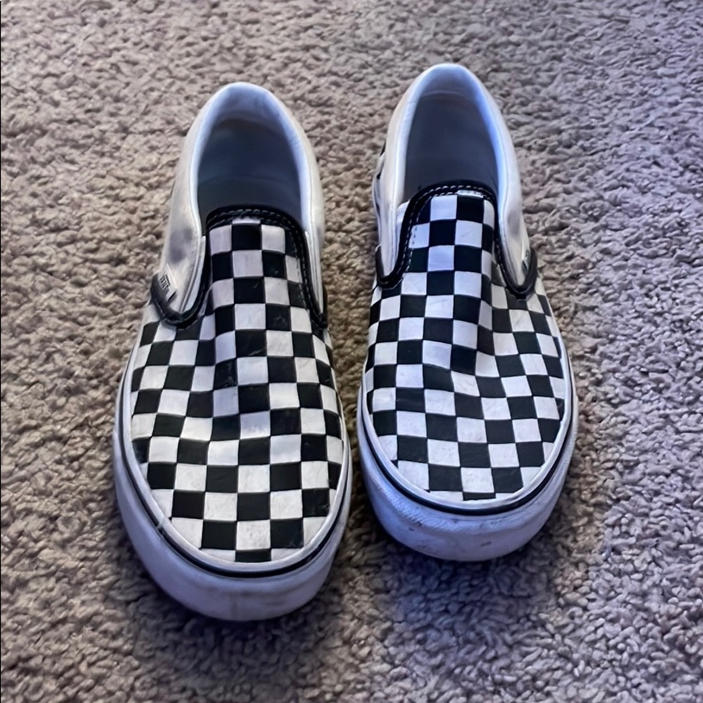 checkered vans